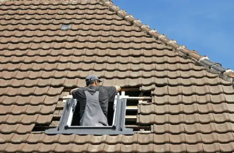Pose de velux à Fenouillet